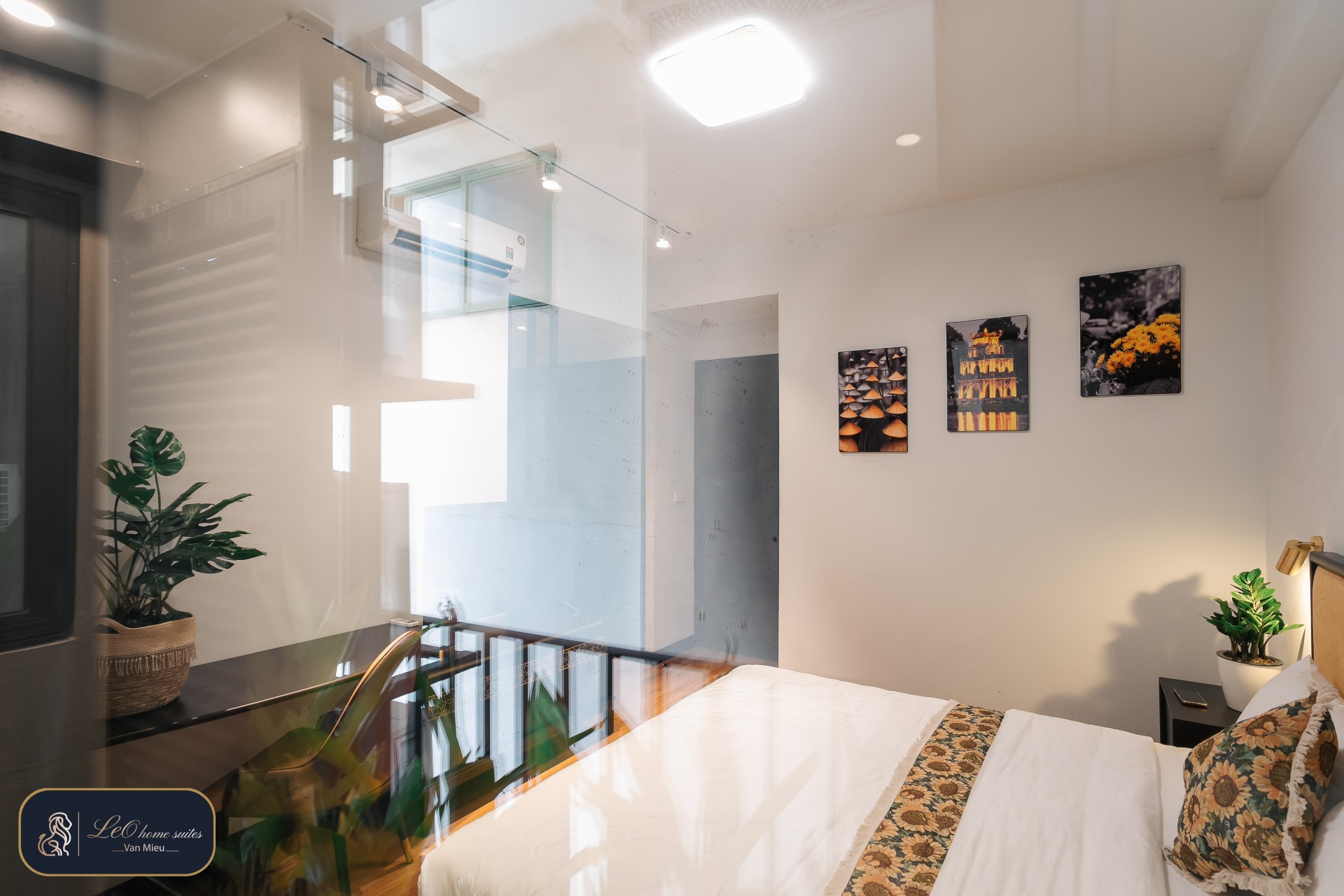 Leo Home Suites