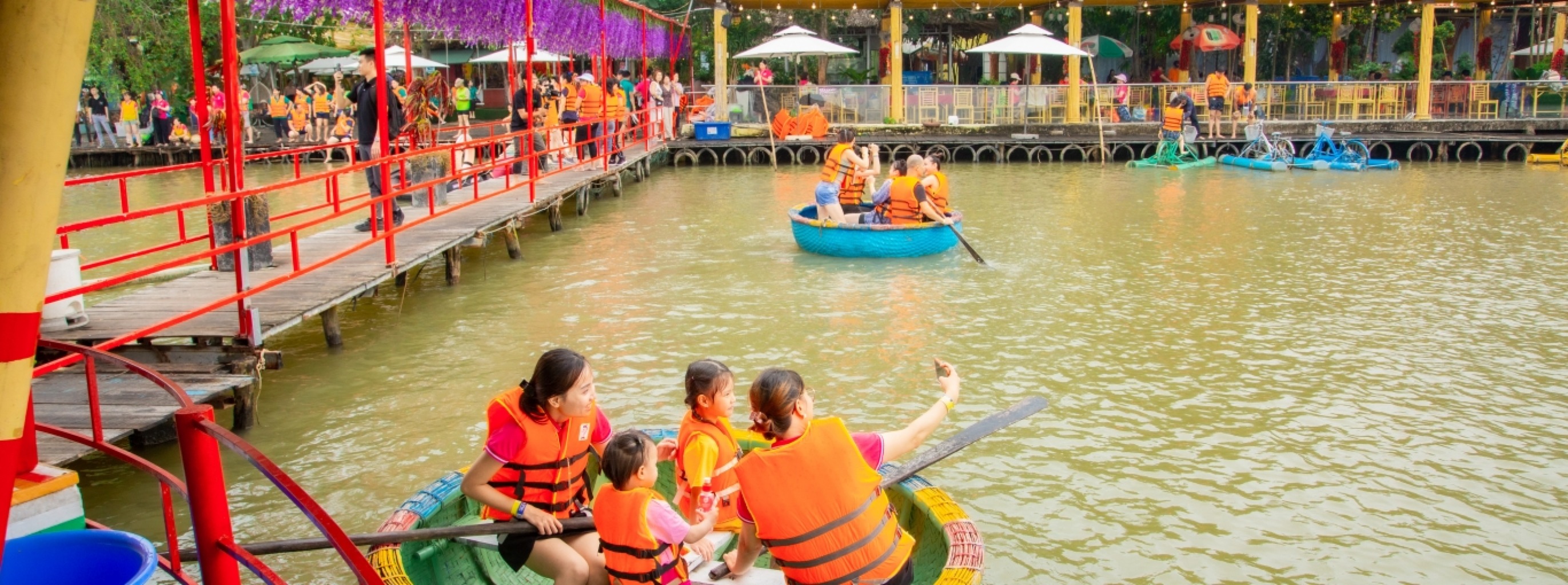 L&agrave;ng du lịch Tre Việt (Đồng Nai) &ndash; "Ốc đảo" xanh m&aacute;t