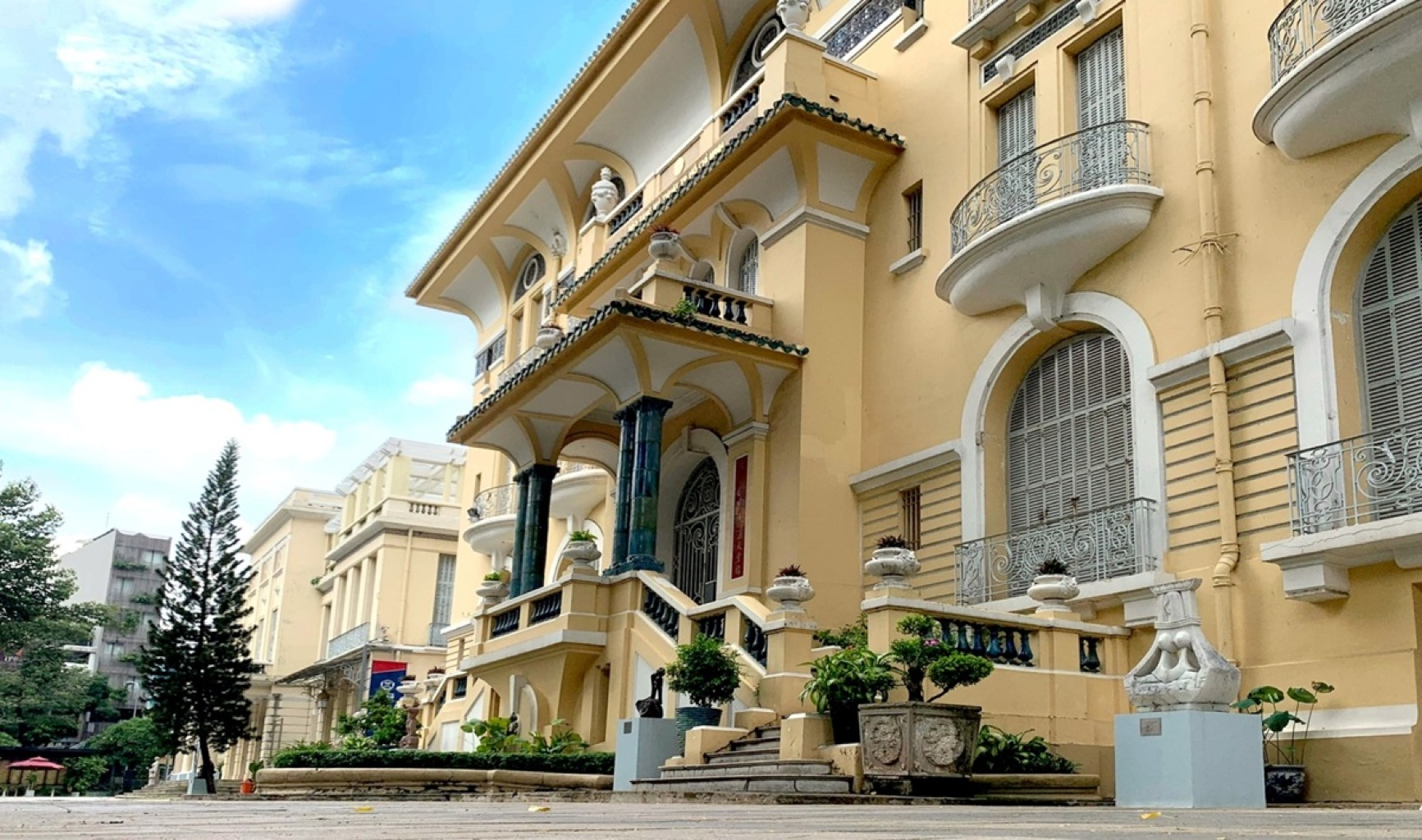 Bảo t&agrave;ng Mỹ thuật TP.HCM - Top 7 Địa Điểm Chụp Ảnh "Sống Ảo" Đẹp Nhất S&agrave;i G&ograve;n Kh&ocirc;ng Thể Bỏ Lỡ