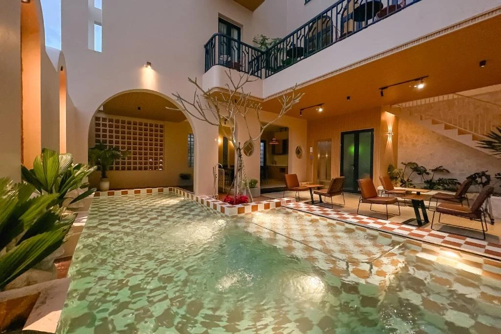 Palmera Hội An: Khi hơi thở Địa Trung Hải thổi vào lòng Phố Hội